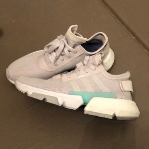 adidas pod neighborhood